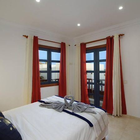 Moderno Y Elegante Apartamento Centrico Con Balcon Плая Бланка Екстериор снимка