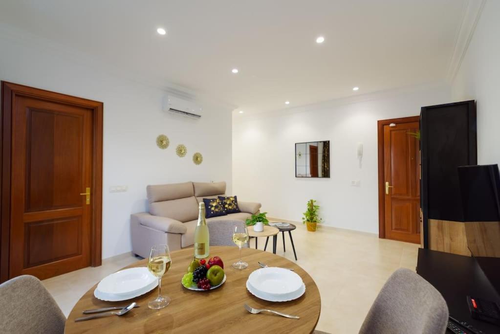 Moderno Y Elegante Apartamento Centrico Con Balcon Плая Бланка Екстериор снимка